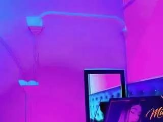 dirtygirlss-kloemia from CamSoda is Freechat