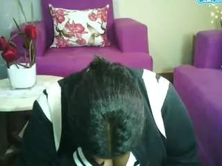 divinaqueen from CamSoda is Freechat