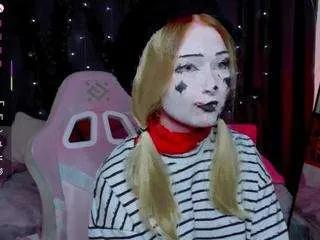 dollyeast from CamSoda is Freechat
