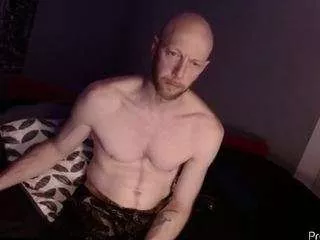 Drfeelgood82 from CamSoda