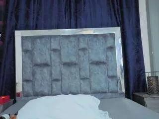 effie-cooper from CamSoda is Freechat