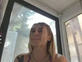 ella-vee from CamSoda is Freechat