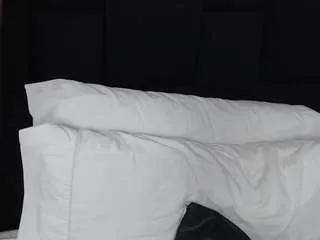 emacollins from CamSoda is Freechat