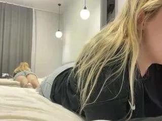ember-bunny from CamSoda is Freechat