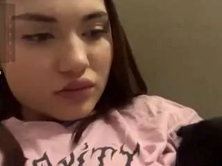 emikosmith from CamSoda is Freechat