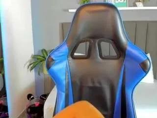 emma-collsonn from CamSoda is Freechat