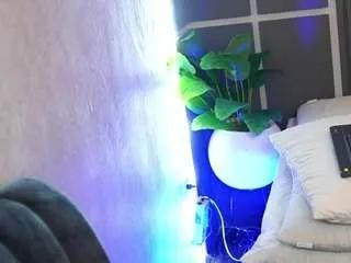 emmybella from CamSoda is Freechat