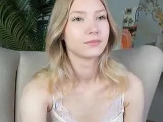 esmagreaves from CamSoda is Freechat