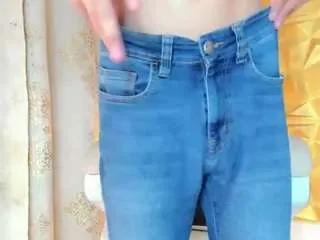 Estebanisaza from CamSoda