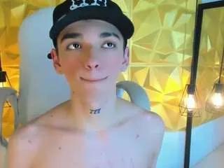 Estebanisaza from CamSoda