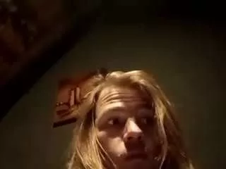 Evaspearoshane from CamSoda