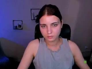 evelyn-muse from CamSoda is Freechat
