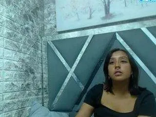 evyqueenhh from CamSoda is Freechat