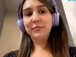 feliciachronis from CamSoda is Freechat