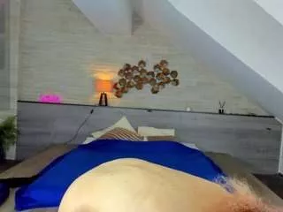 Foxxy-milf from CamSoda