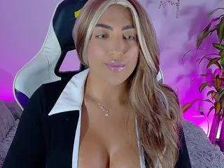 Giorginasun from CamSoda