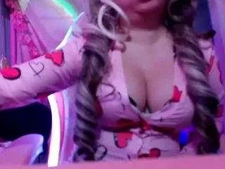 Girls: try live performances with matured performers, from dancing to quirks, in a variety of beautiful sex cams.