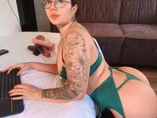 harveymiiller from CamSoda is Freechat