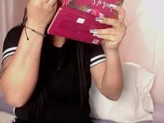 Helesansaenz from CamSoda