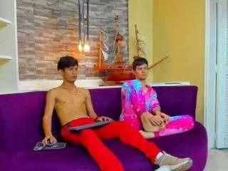 holdme-hot from CamSoda is Freechat
