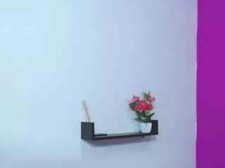 Hollyhendriix from CamSoda