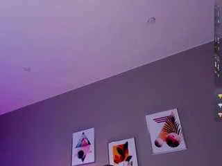 Holy-reid from CamSoda