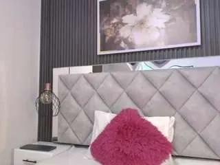 Huddahmonroe from CamSoda
