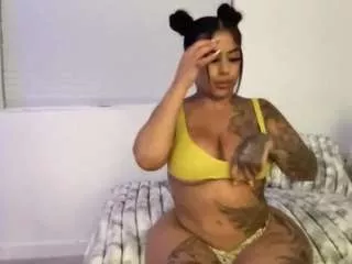 Iluvjuicy247 from CamSoda