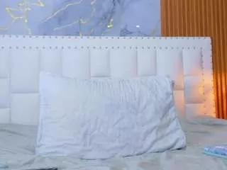 Indiancutiie from CamSoda