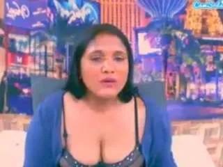indiansexylady4u from CamSoda is Freechat
