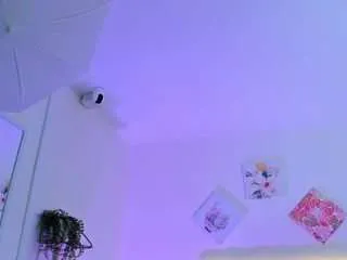 iriss5 from CamSoda is Freechat