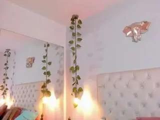 isabella-flowers from CamSoda is Freechat