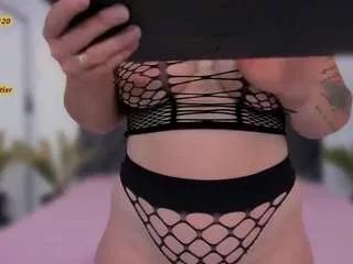 Issabellaaa from CamSoda