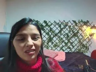 issanasar from CamSoda is Freechat