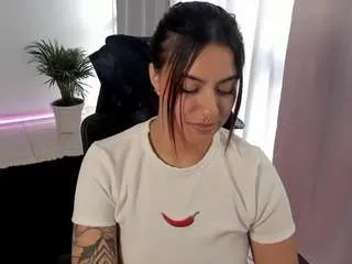 jaaadeee on CamSoda 