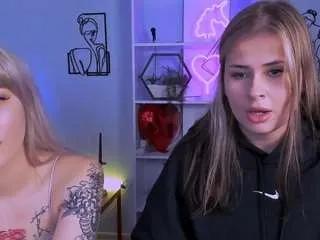 jaklin-meow from CamSoda is Freechat