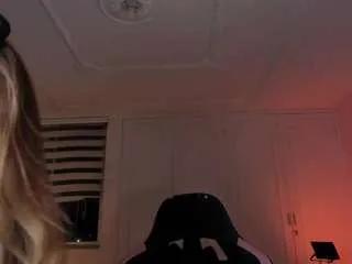 jenna-bluee from CamSoda is Freechat