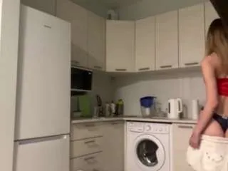 jenniekrone from CamSoda is Freechat