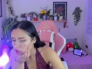 julieta-mendez from CamSoda is Freechat