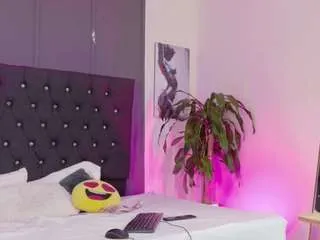 Kataaleya12 from CamSoda