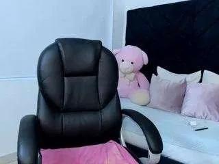 kate-lua from CamSoda is Freechat