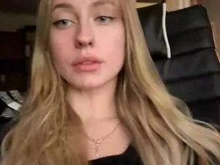 katiebeames from CamSoda is Freechat