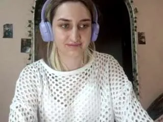 kerrieneloms from CamSoda is Freechat