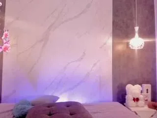 Kiimthompson from CamSoda