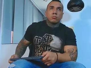 kiing-arcangell from CamSoda is Freechat
