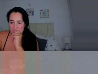 kim-latinhot from CamSoda is Freechat