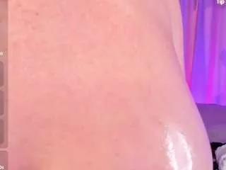 kitty-kelsi from CamSoda is Freechat