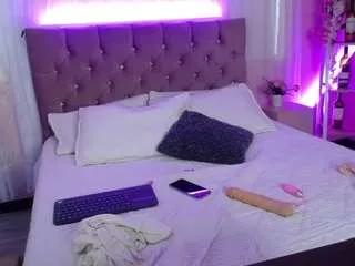 kittysweet26 from CamSoda