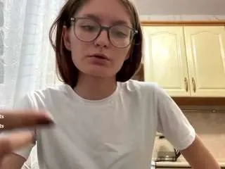 kiyokovanderroest from CamSoda is Freechat