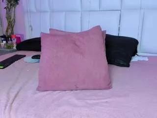 kyana-cream from CamSoda is Freechat